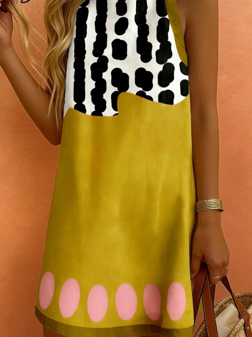 Multicolor Casual Women's Fish & Letter Print Sleeveless Slip Dress - Picture 3 of 5